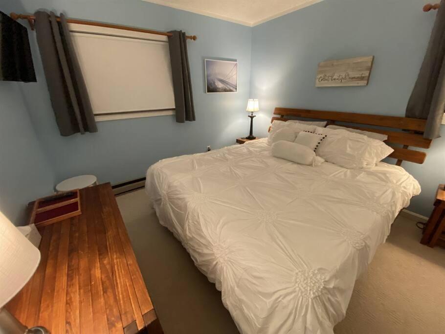 Appresski - 5 Bed Ski In Ski Out - 50 Steps To Ski Sugar Mountain Slopes Exterior photo